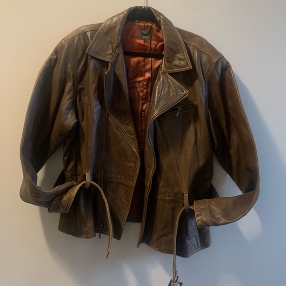 Lizwear women’s leather jacket - Picture 13 of 13